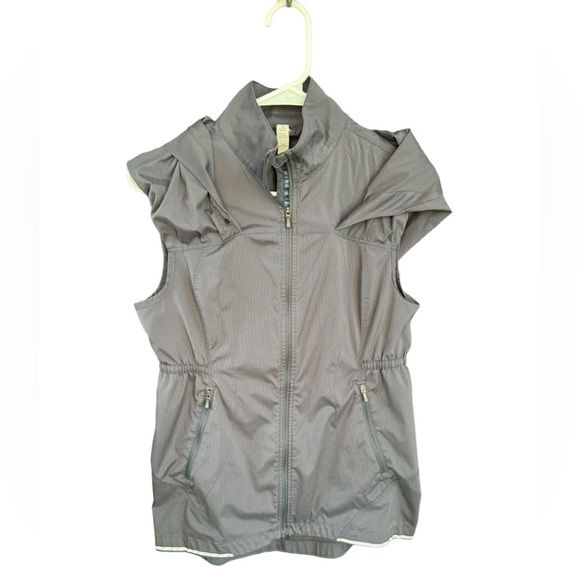 Lululemon Pack It Vest size 6 gray - Picture 1 of 5